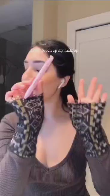 Zayyanun ®4 in 1 Makeup Pen