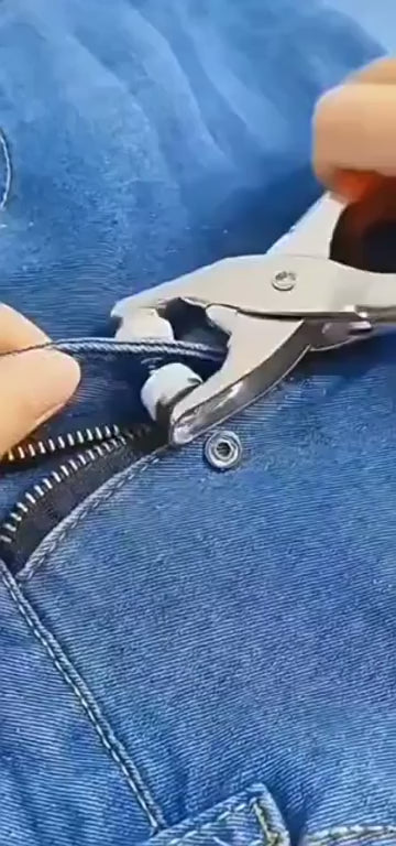 Zayyanun®Snap Button Plier, Metal Snaps Buttons Plier, Hand Pressure Plier, Buckle Installation Tool, Button Snap Fastener Kit, Hand Presser Plier with 100 buttons